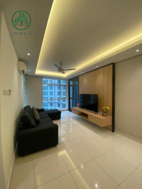 C 13A 03A Homestay Central at Suria Sg Besi Residences